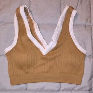 Aerie Offline Tan and White V-Neck Ribbed Crop Top